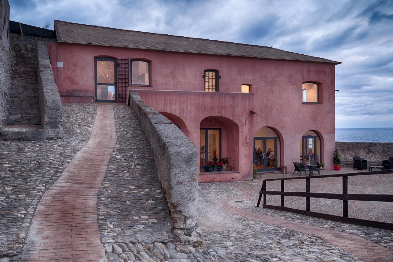 Locanda La Fortezza Финале Лигуре Экстерьер фото